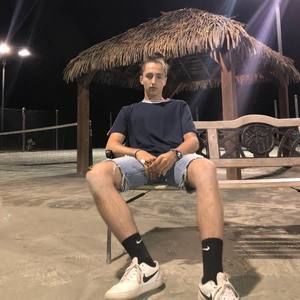 Meet your Posher, Félix-antoine